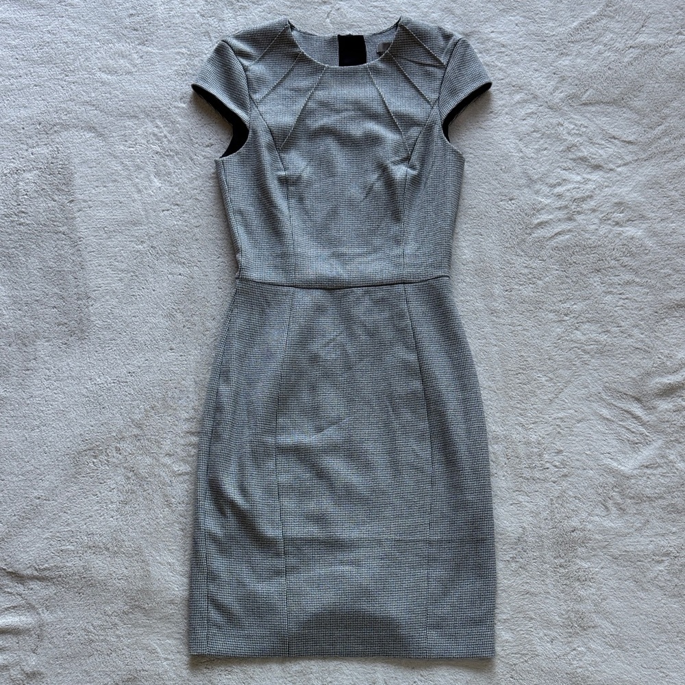 H&M Houndstooth Cap Sleeve Mini Dress